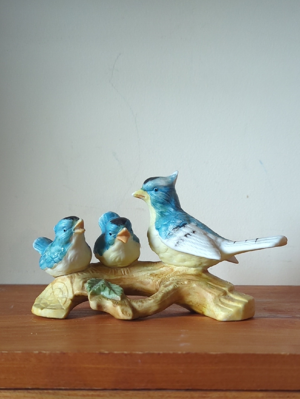 Vintage Artman Ceramic Bluejay Family On Branch Figurine